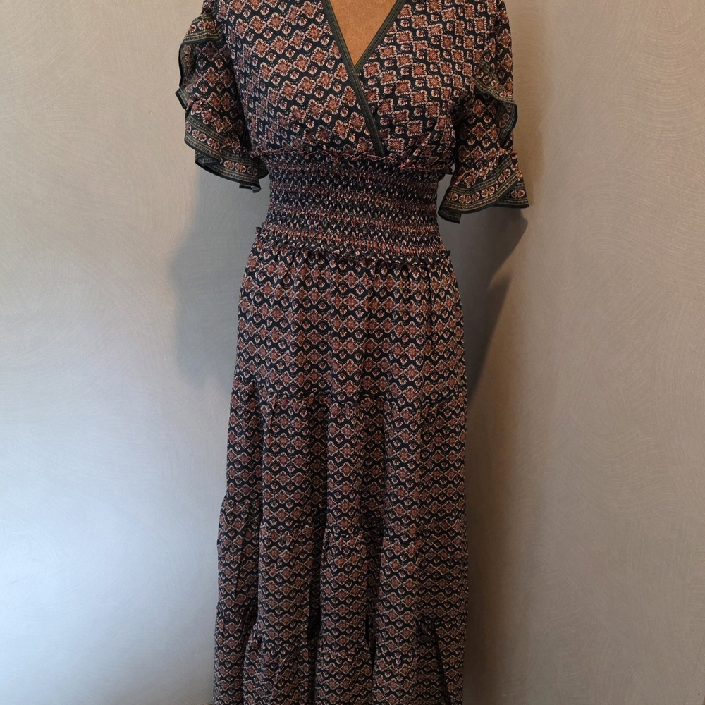 Max Studio Geometric Long Sleeve Dress - Black and Pink